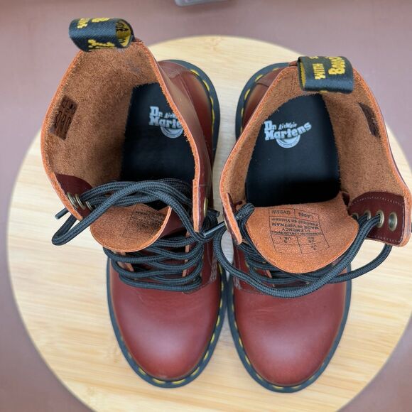 Dr. Martens Women’s Clemency Lace-Up Boots Brown Sz 5 - Picture 8 of 9